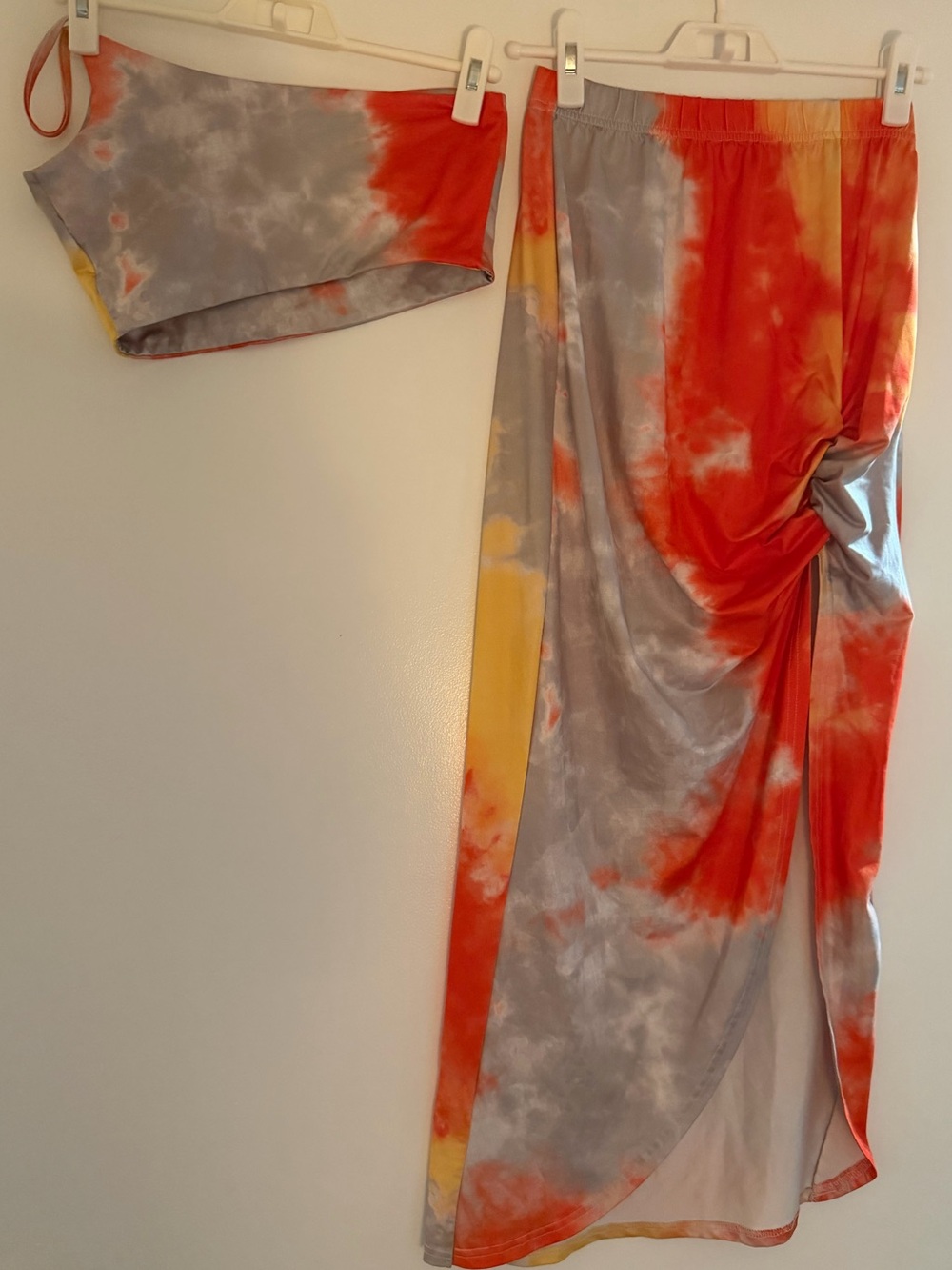 Tie-Dye Orange Gray Yellow Two-Piece Skirt Set